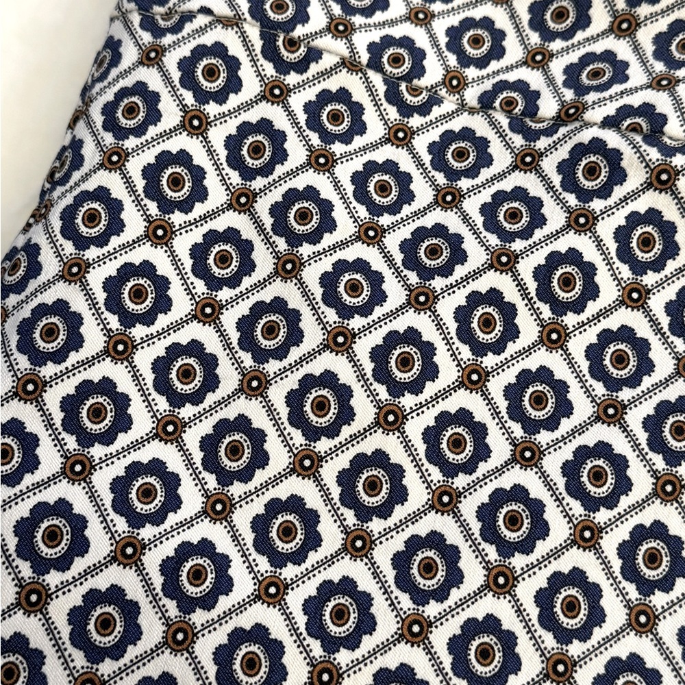 Attyre Printed Work Pants- size 14 - Picture 3 of 6